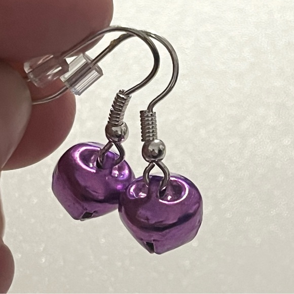 4 Vintage Sets of Holiday Christmas Jingle Bells Dangle Drop Earrings - Picture 12 of 16